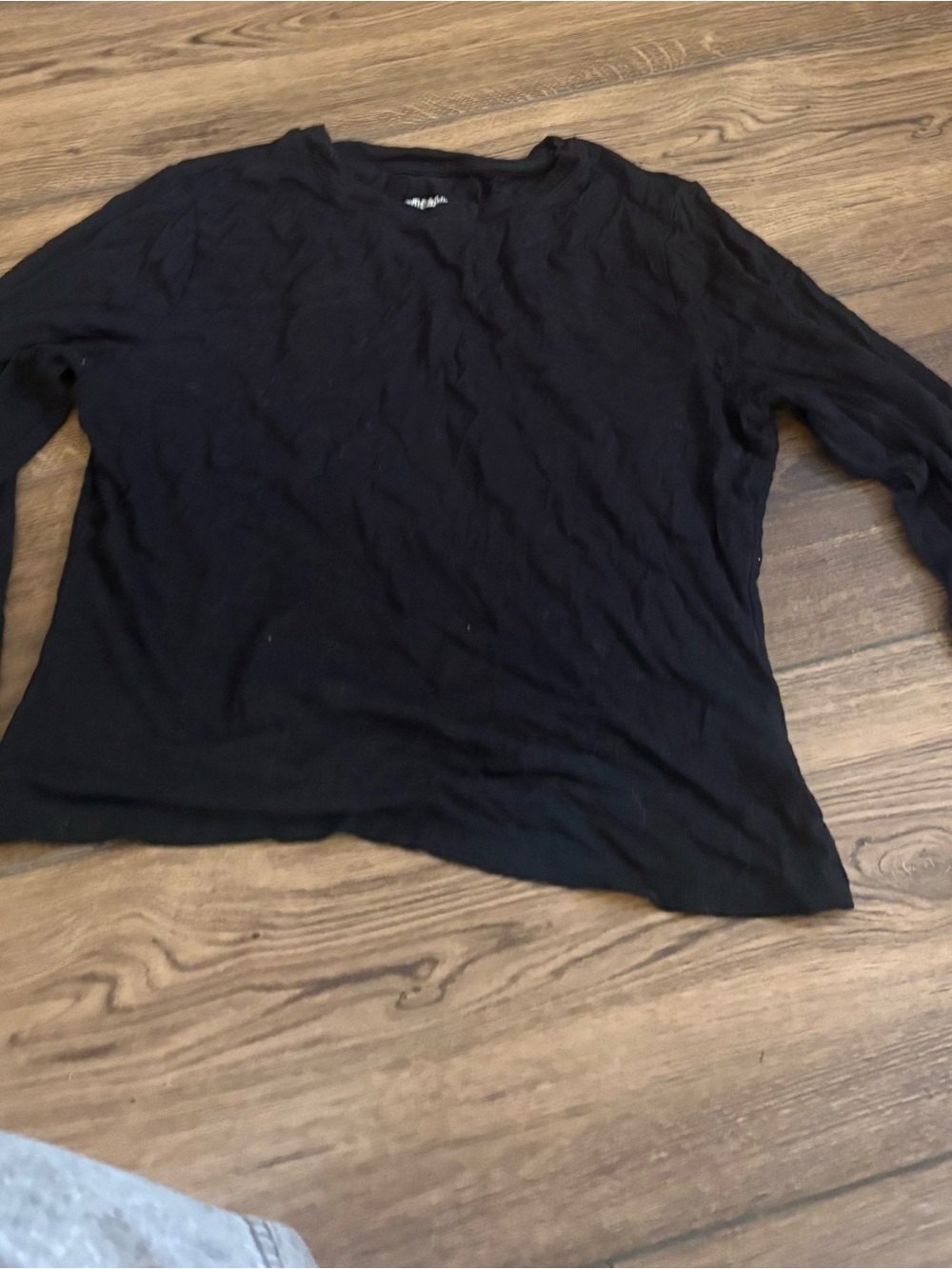 Classic Black Crewneck Long Sleeve Shirt - Women